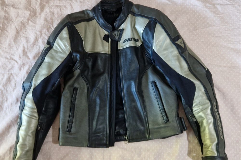Costum moto Dainese Geaca + Pantaloni marime 50