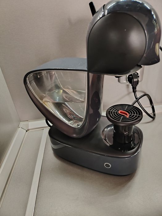 Кафемашина Долче густо