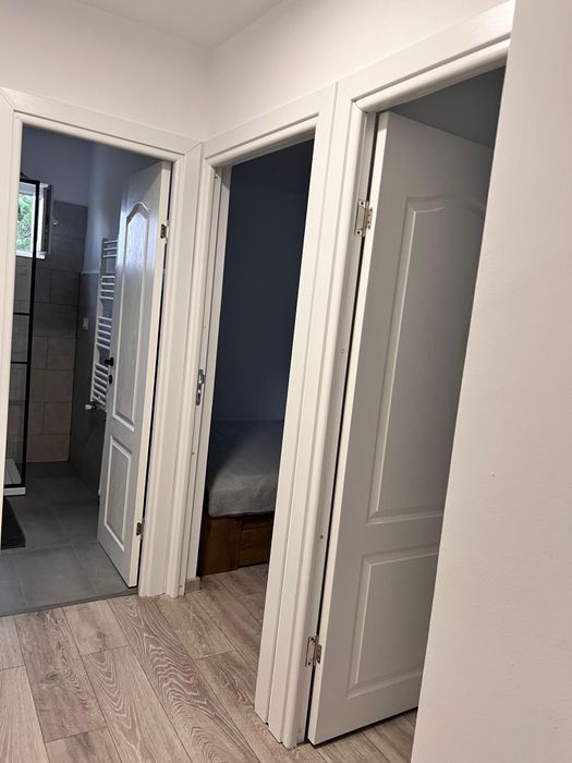 Garsoniera de închiriat.