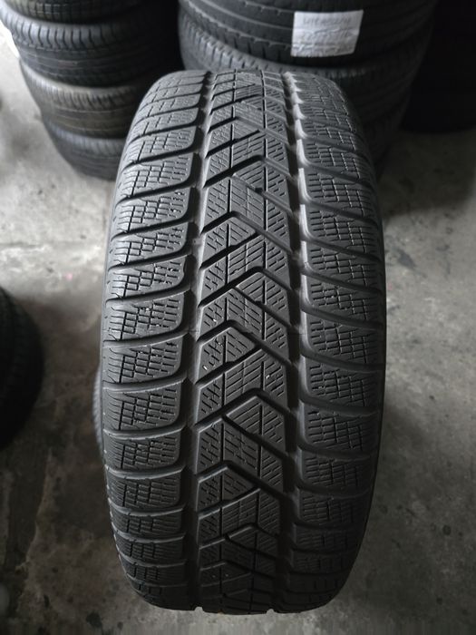 Pirelli 235/60 R18 107H MS iarnă