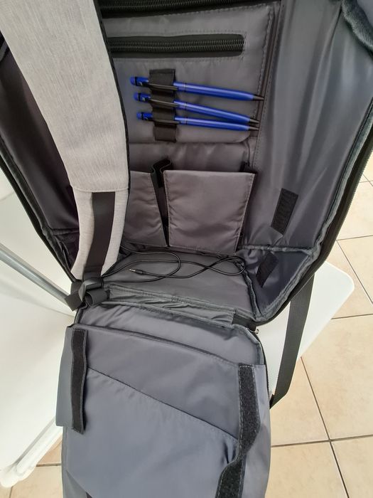 Rutsac cu panou solar Hepol