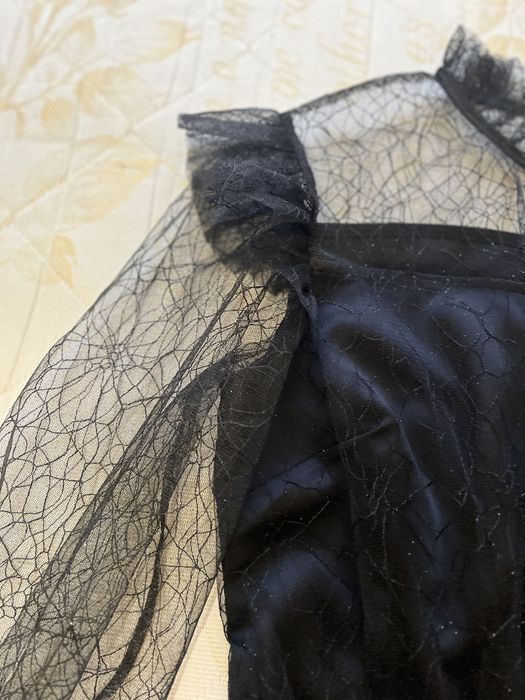 Продам новое платье.