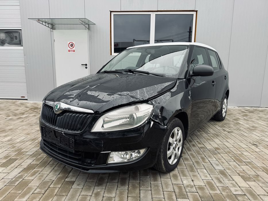 Skoda Fabia Facelift 1.2 Benzina *2013* *Avariat*