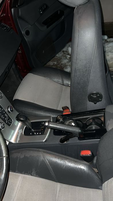 Volvo c30 2.4d 2008 sau dezmembrez la cerere cat mai mare !!!!!