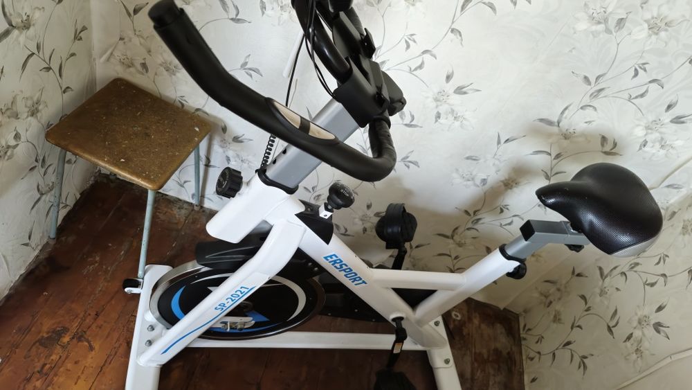 Велотренажор профессиональный.