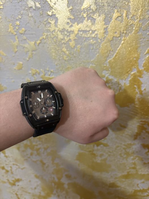 Наручные мужские часы