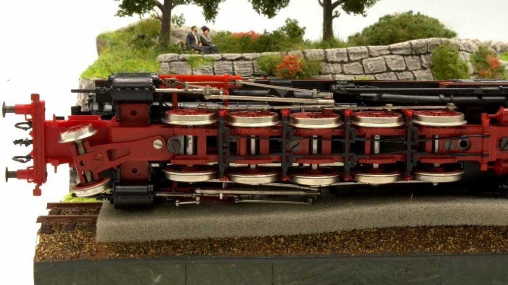 Locomotiva  cu abur BR52 Kondenstender Piko scara ho