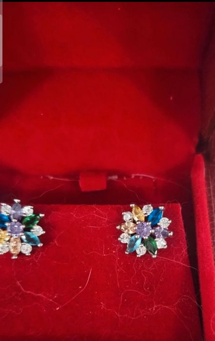 Cercei damă noi finuți din argint ștantati 925