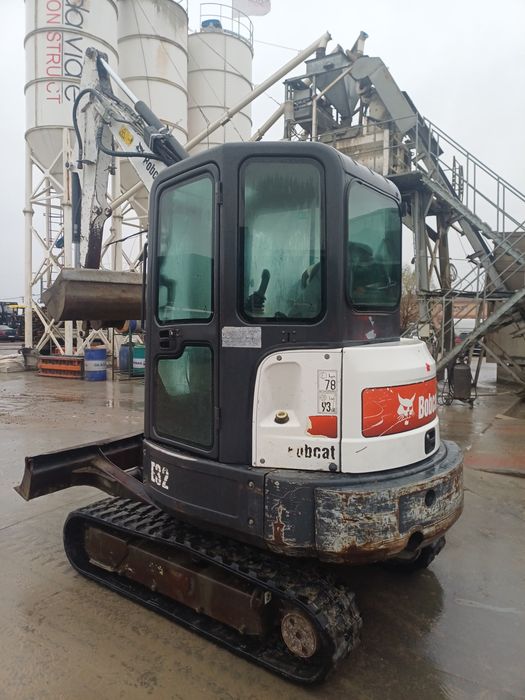 Miniexcavator BOBCAT E32 3.2t,  an 2016, 3 cupe