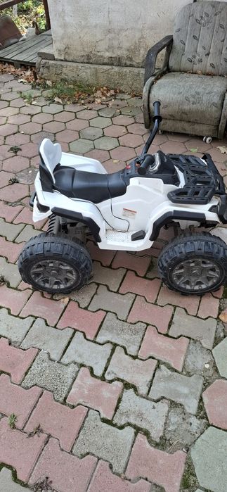 Продам квадроцикл б/у