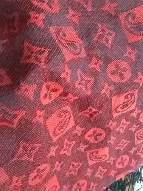 30% Silk/ коприна/ 70% кашмирска вълна/ Pashmina/