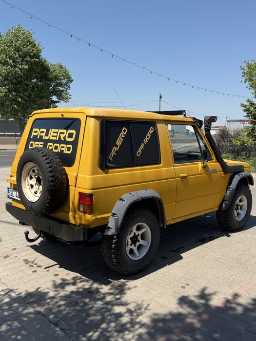 Mitsubishi Pajero MK1 2.5td