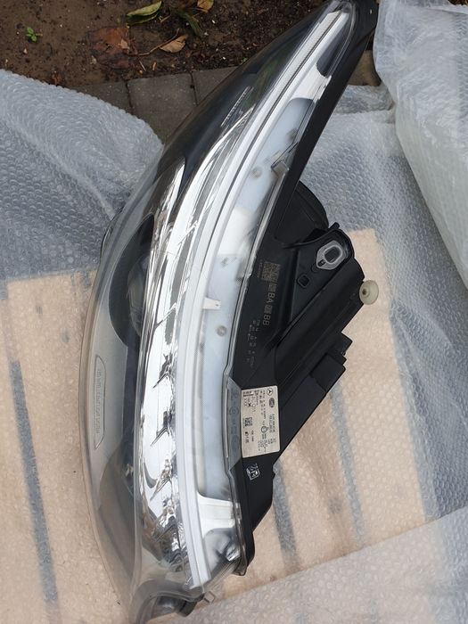 Set faruri led ils originale Mercedes w447  V clas