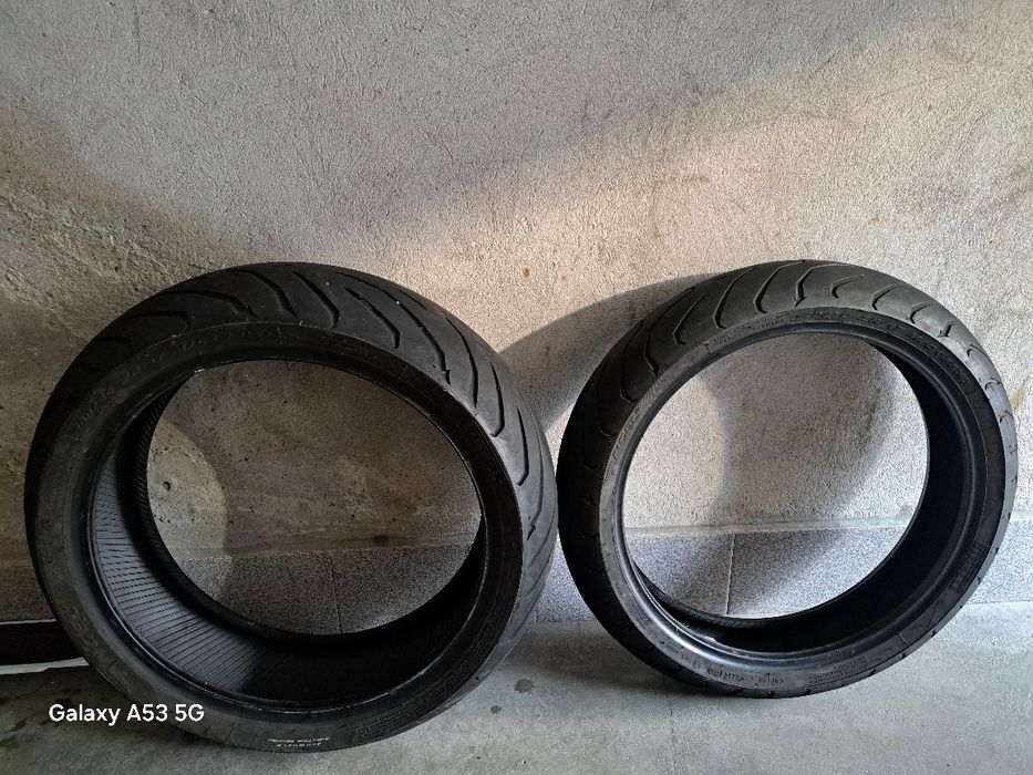 Предна и задна гуми  R17 Пирели