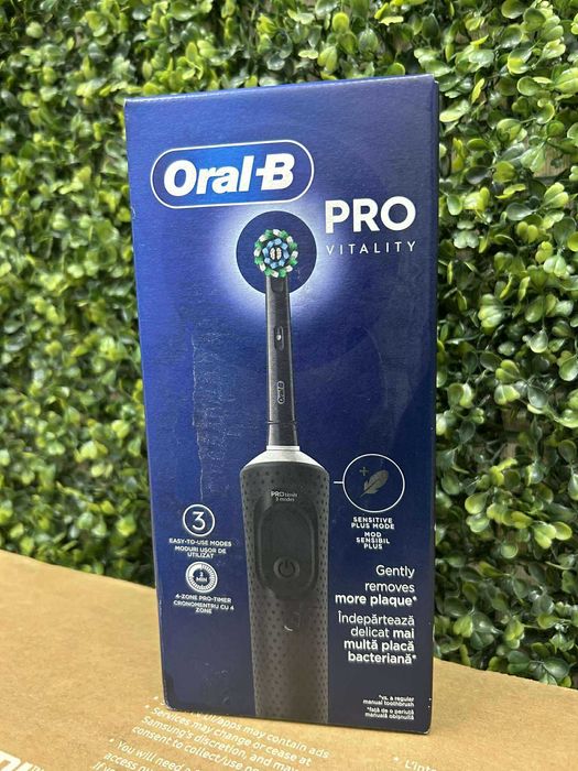 Електрическа четка за зъби Oral B Vitality Pro - нова
