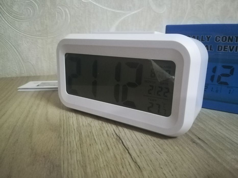 Цифровые/электр. часы. Будильник, подсветка, термометр и тд. Новое.
