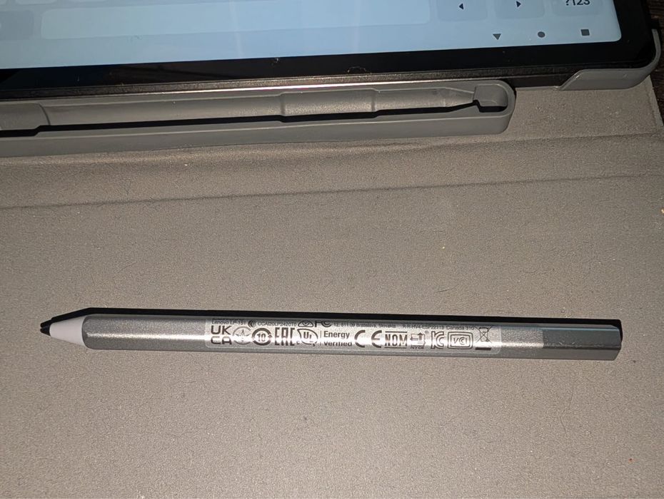 Tableta cu husa si pen Lenovo Tab M10 Plus