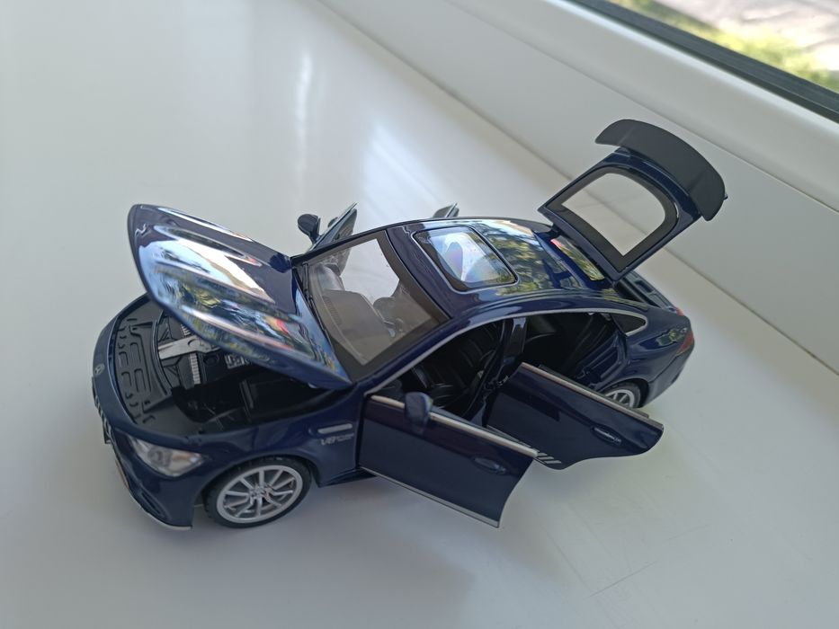 Kolleksion Mercedes-Benz AMG GT 63