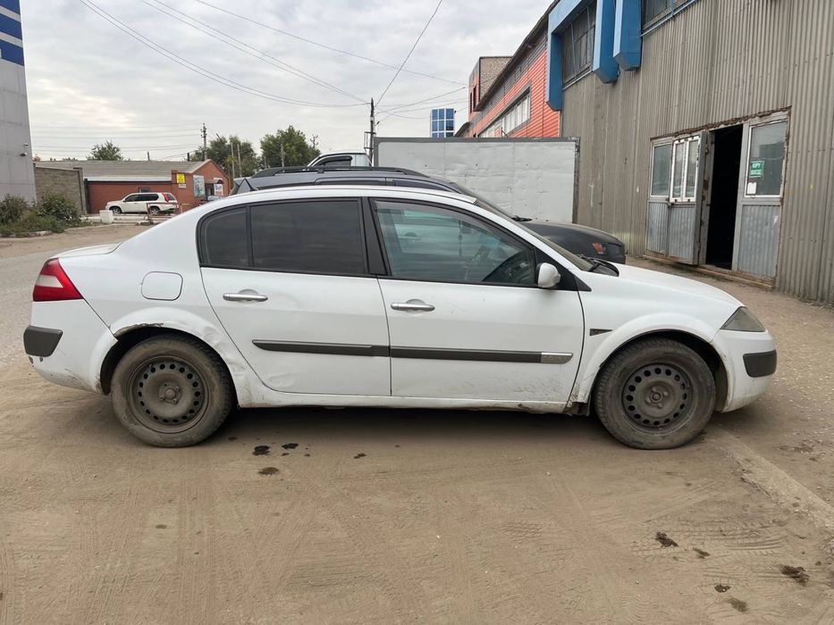 Renault Megan 2 2004 года.