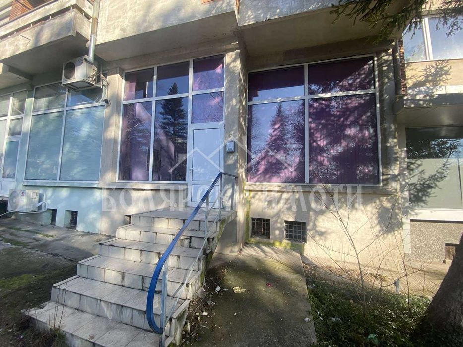 Офис/студио до парк Габровски