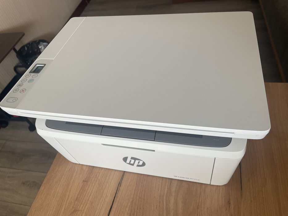 Продам принтер hp laser jet