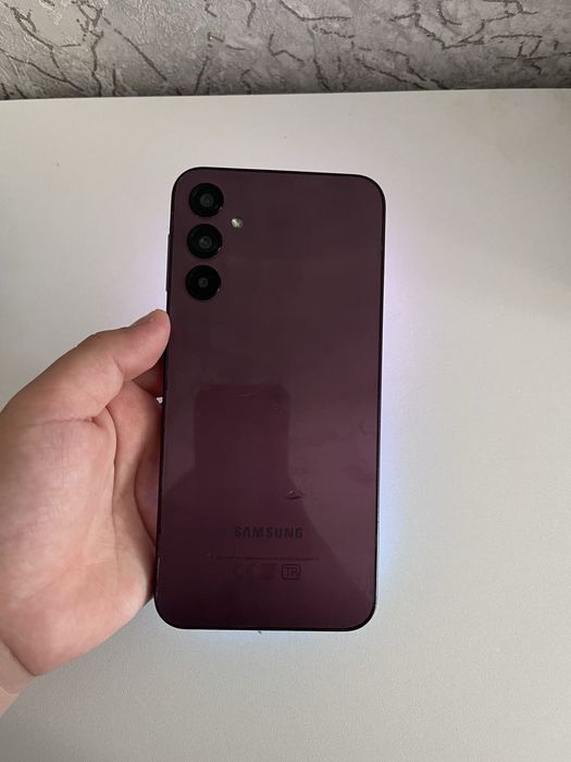 Samsung А24 память 128гб