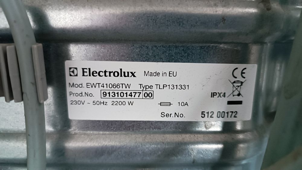 пералня с горно зареждане ELECTROLUX -6кг.