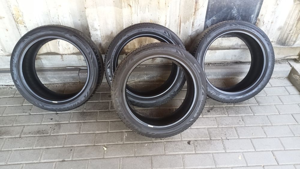 235/45ZR18 комплект колес.