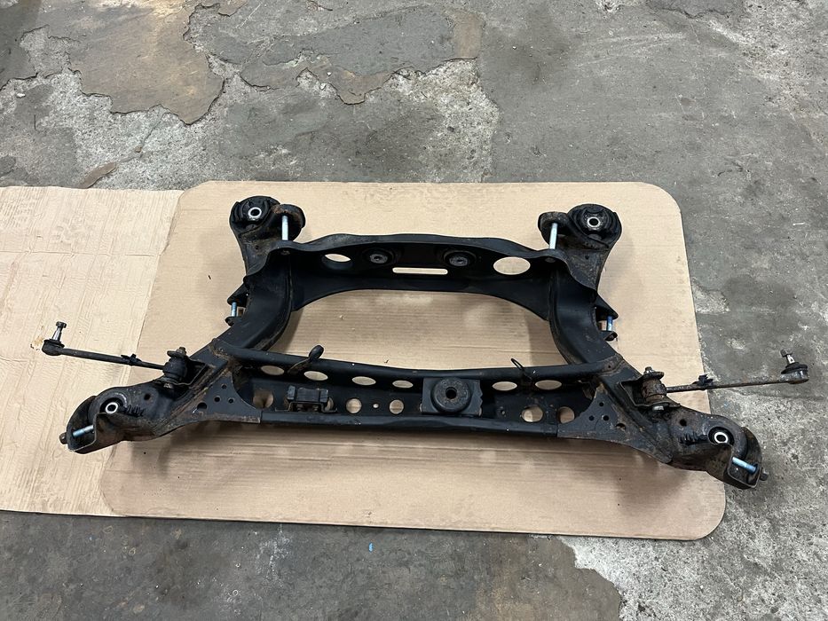 Заден мост за Mercedes E-class W210 Седан