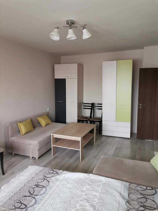 Двустаен ап. под наем в кв. Младост 4