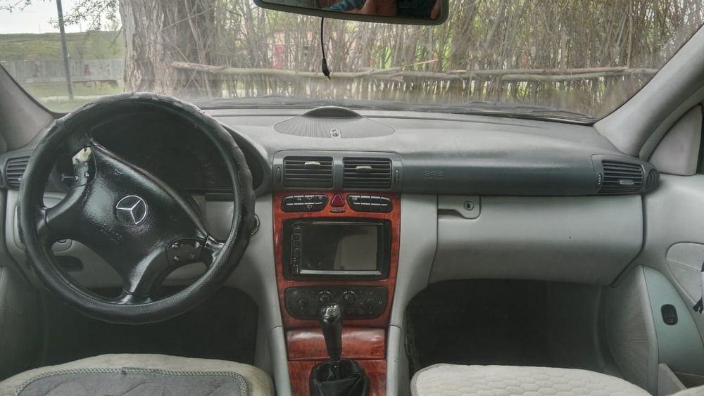 Мерседес в хорошем состоянии