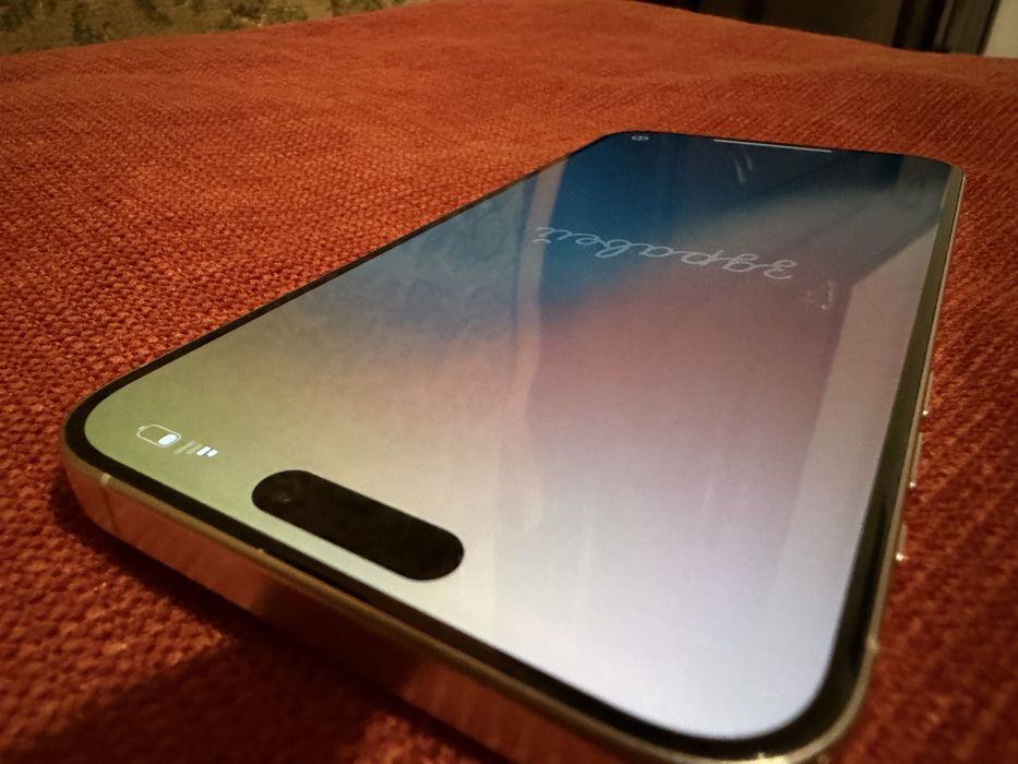 iPhone 15 pro Max 256 GB - бял, от Yettel - Гаранция до 05/2027г