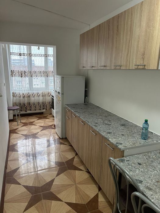 Dau în chirie garsonieră,strada Atelierelor