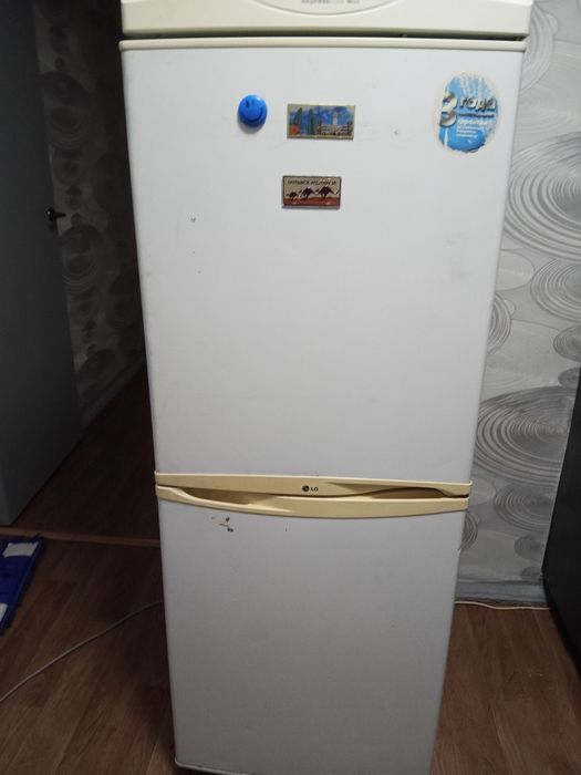 Продам холодильник б/у