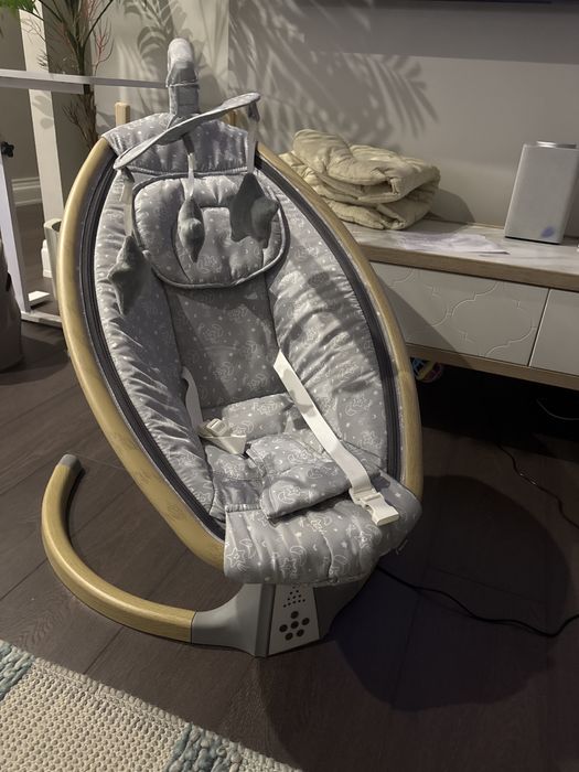 Продам электрокачели Pituso Legaria