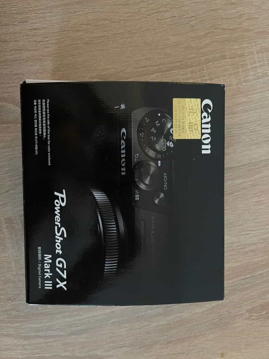 Canon g7x mark III digital camera