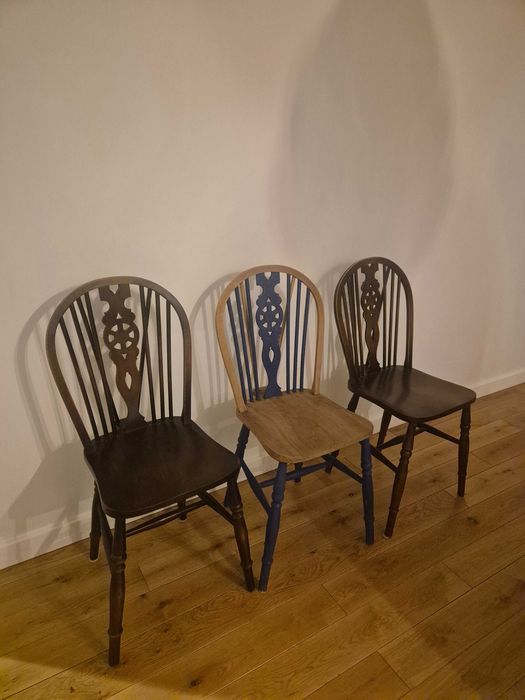 Ретро дървени столове