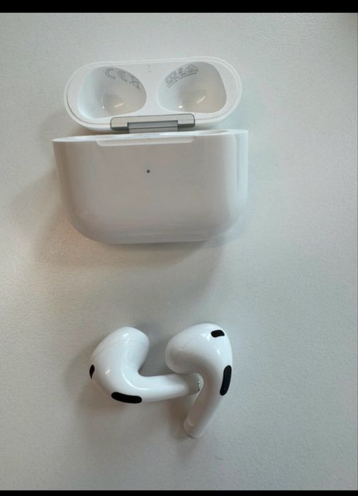 Airpods 3 2021 in perfecta stare