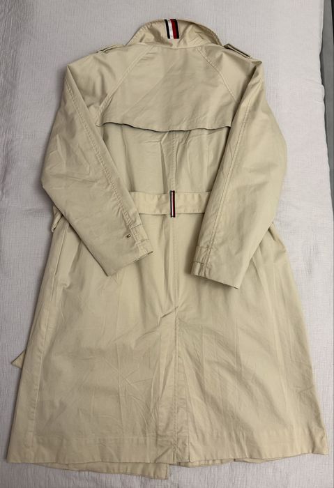 Тренч от Tommy Hilfiger