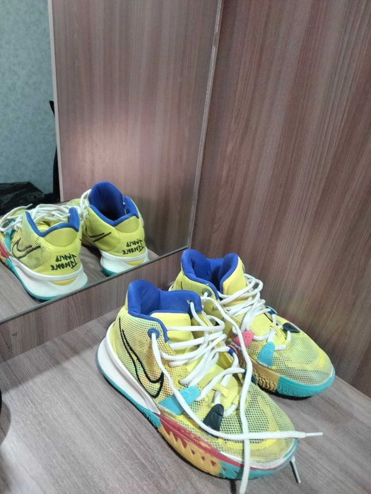 Баскетбольные кроссовки оригинал 36 размер