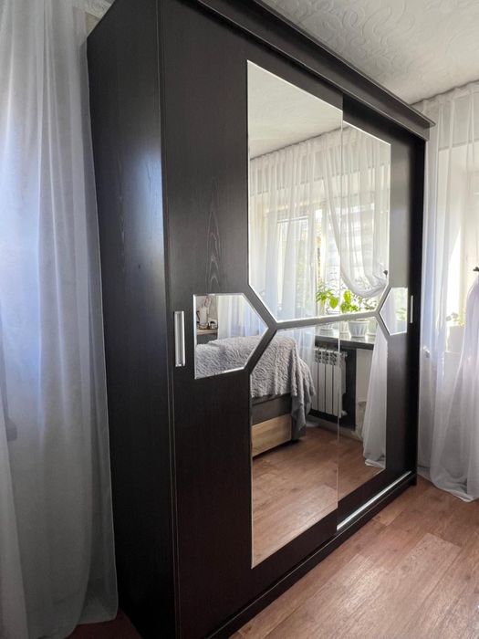 Продам шкаф купе