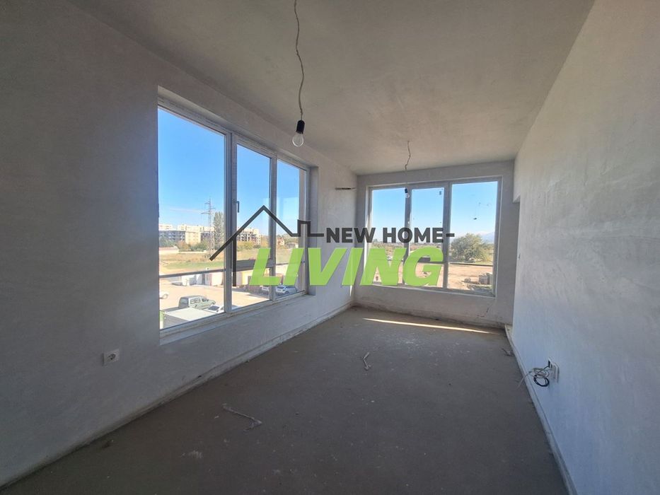 Продава се Тристаен апартамент в Пловдив, Христо Смирненски - 76 кв.м за 1343 €/кв.м - Снимка #1