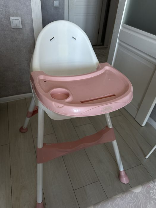 Продам детский столик