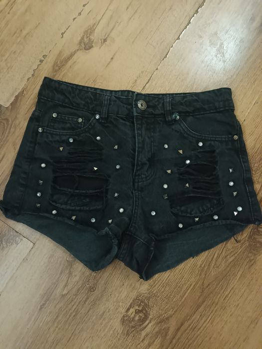 Къси черни дънкови панталонки размер С