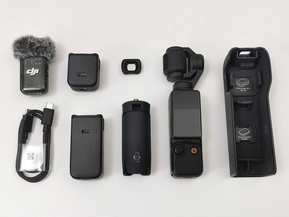 DJI Osmo Pocket 3 Creator combo видео камера за Vlog / Reels / Shorts
