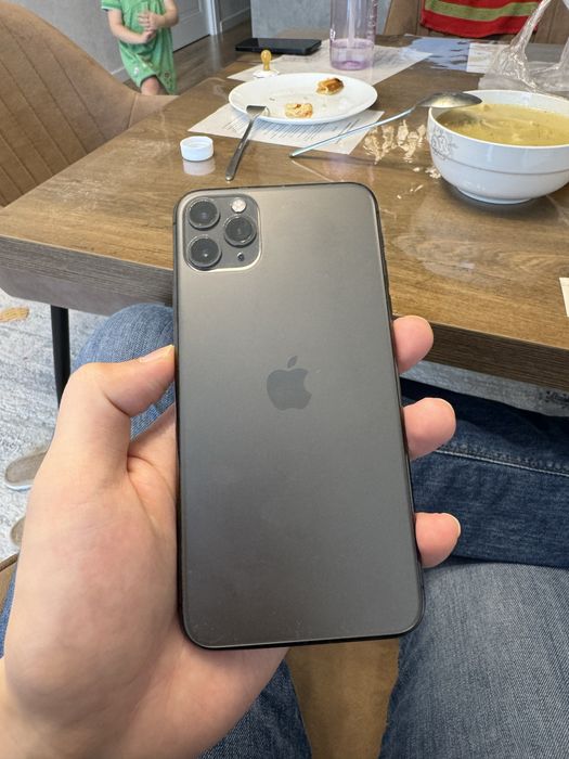 Срочно Продам Iphone 11 pro max 256gb
