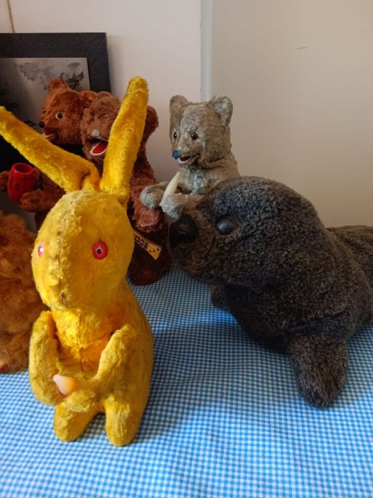 Jucarie veche din pluș, romaneasca, ruseasca, perioada Comunista RSR