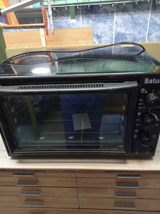 Продавам малка фурна