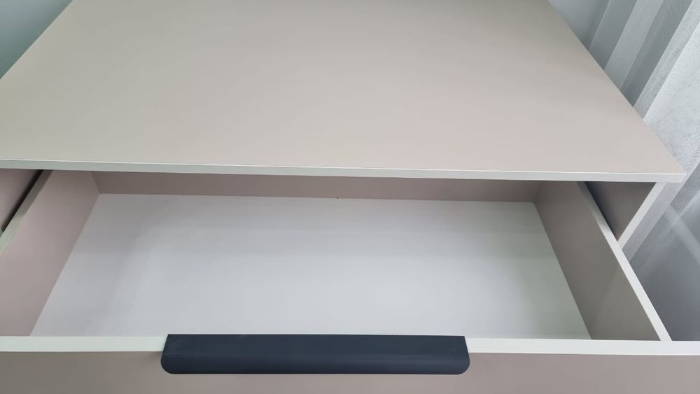 Продам комод, почти новый