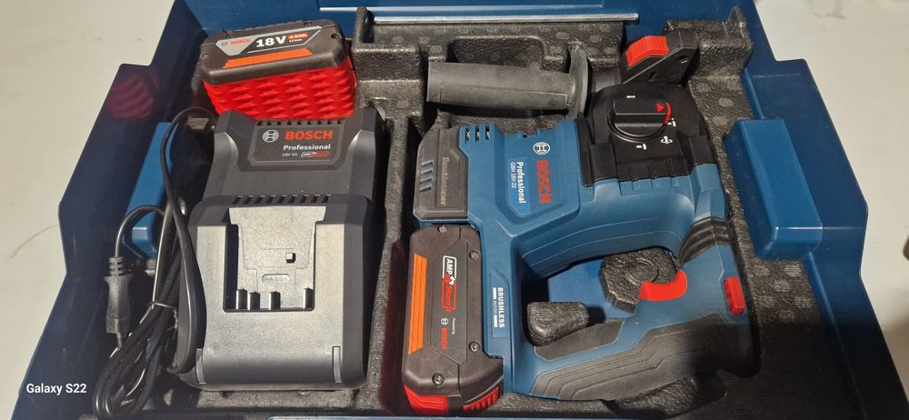 Bosch rotopercutor pe acumulator